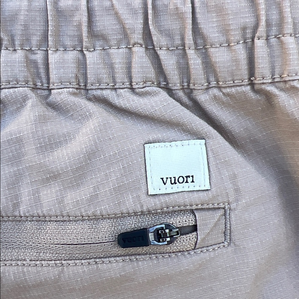Vuori Women's Light Beige Ripstop Jogger Pants Size - Picture 7 of 9
